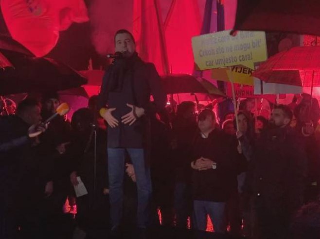 Aleksa Bečić, protest u Baru (Foto: rtcg.me) Aleksa Bečić, protest u Baru (Foto: rtcg.me) -