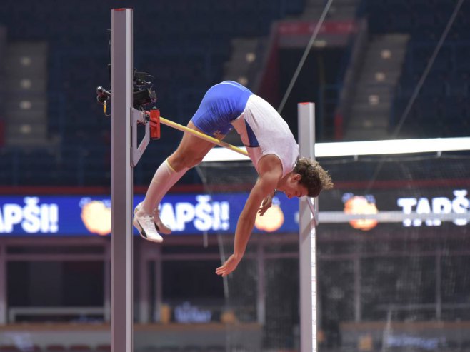 Armand Duplantis (Foto: TANJUG/ MILOS MILIVOJEVIC) - 