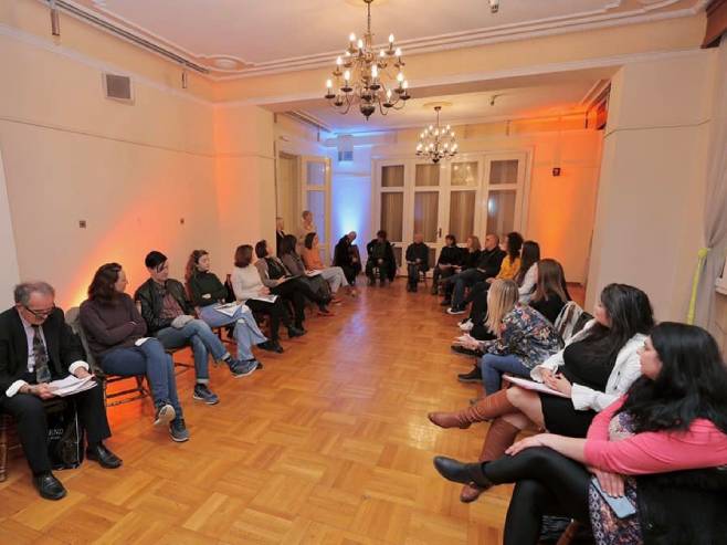 Poeziju će svi čitati - Foto: RTRS