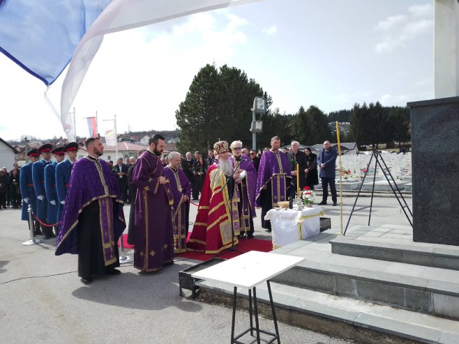 Pomen na Vojničkom spomen-groblju "Mali Zejtinlik" - Foto: SRNA