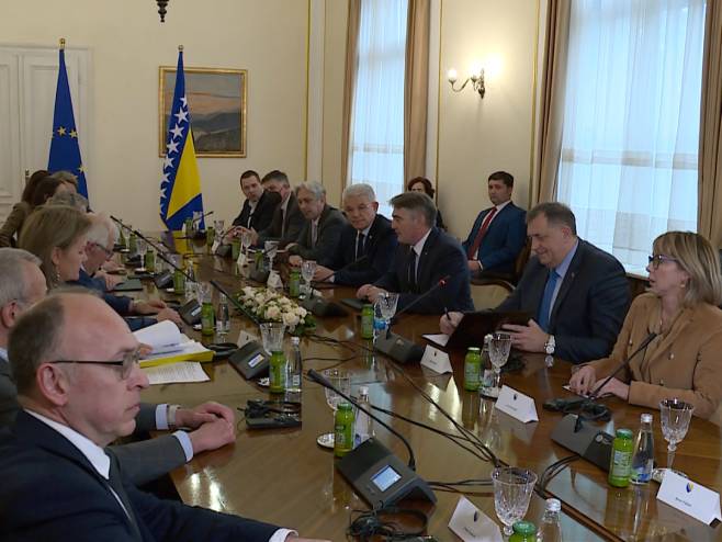 Sarajevo, članovi Predsjedništva i Borelj - Foto: SRNA