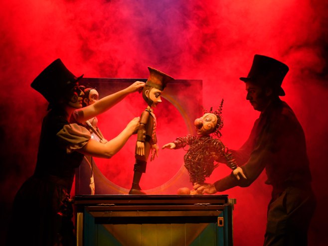 Olovni vojnik - Pozorište Georgi Mitev, Bugarska (ustupljena fotografija) - 