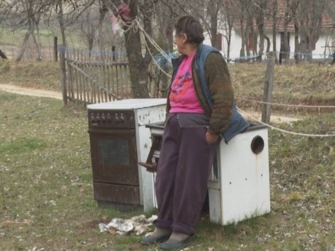 Pomoć Glušac - Foto: RTRS