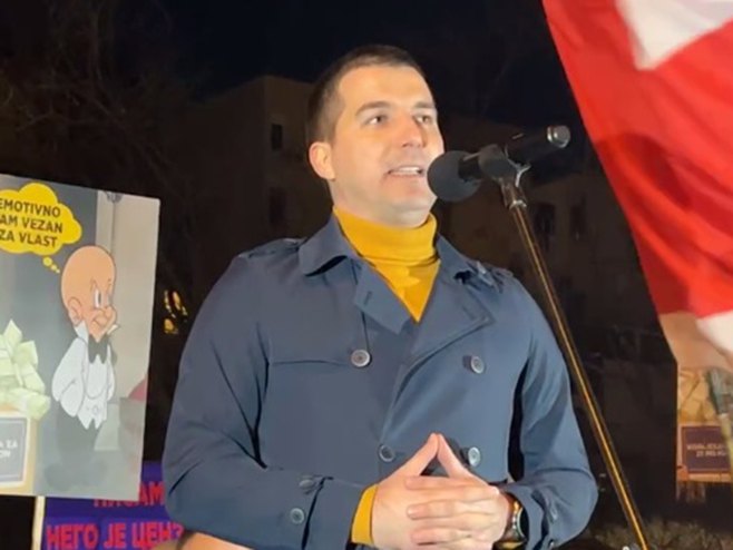 Aleksa Bečić (Foto: Screenshot/FB/Aleksa Bečić) - 