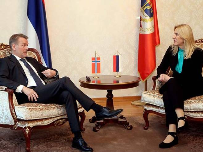 Cvijanović i Rajnertsen (Foto:Kabinet predsjednice) - 