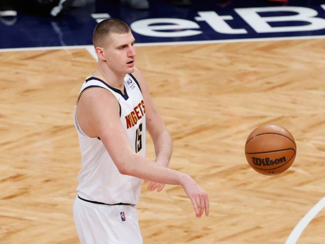 Nikola Јokić (Foto: EPA-EFE/JASON SZENES/ilustracija) - 