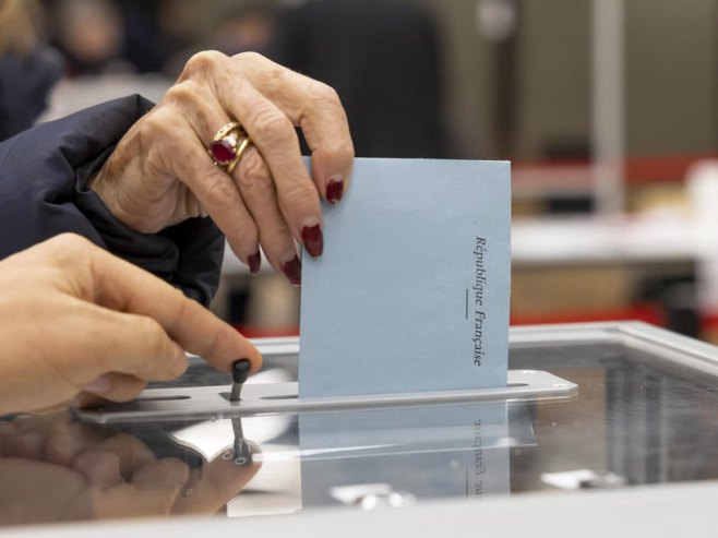 Izbori u Francuskoj (Foto: EPA-EFE/SALVATORE DI NOLFI) Izbori u Francuskoj (Foto: EPA-EFE/SALVATORE DI NOLFI) -