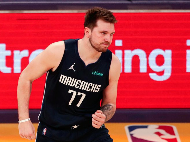 Luka Dončić (foto: EPA-EFE / ETIENNE LAURENT SHUTTERSTOCK OUT) - 