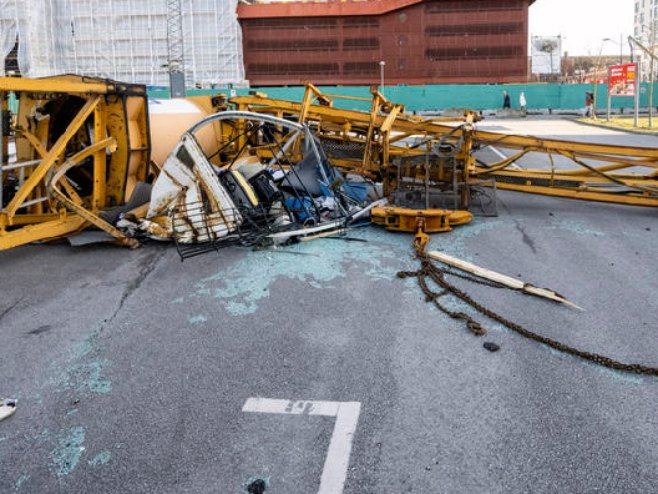 Ilustracija srušenog krana (foto: EPA-EFE/Johan Nilsson SWEDEN OUT) - 