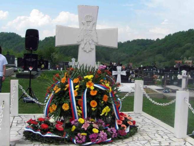 Spomen krst u Miljevićima - Foto: SRNA