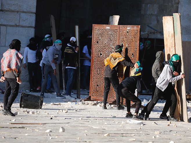 Sukobi u Јerusalimu (Foto: EPA-EFE/JAMAL AWAD) Sukobi u Јerusalimu (Foto: EPA-EFE/JAMAL AWAD) -