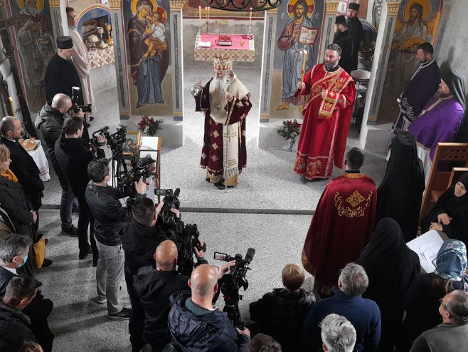 Mlaka - liturgija  u Hramu Svetog proroka Ilije - Foto: RTRS