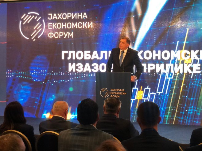 Milorad Dodik na Јahorina ekonomskom forumu - Foto: RTRS