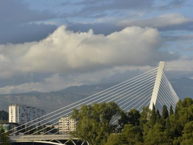 Perovićeva puštena da se brani sa slobode