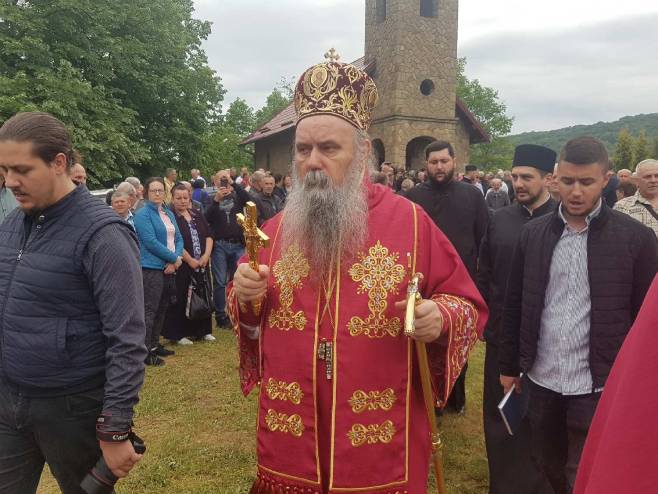Episkop zvorničko-tuzlanski Fotije osveštao konak Manastira u Rožnju - Foto: SRNA