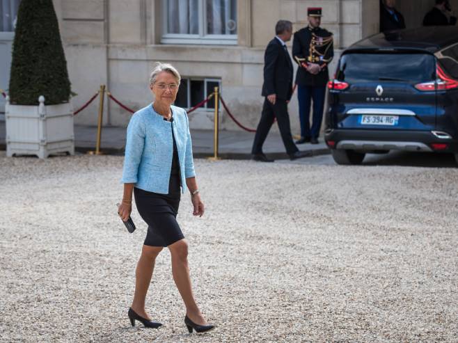 Elizabet Born nova premijerka Francuske