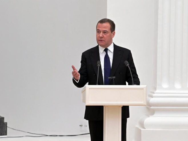 Dmitrij Medvedev (foto: EPA-EFE/ALEXEI NIKOLSKY / KREMLIN POOL) - 