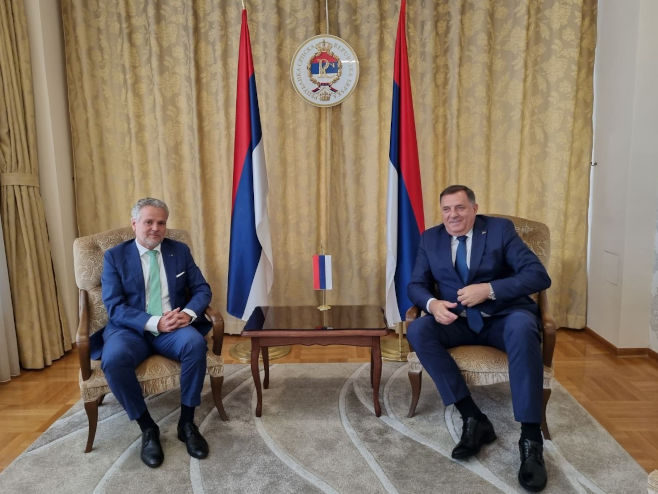 Јohan Satler i Milorad Dodik (Foto: Twitter) - 