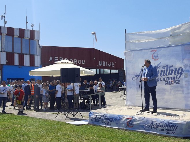 Dodik: "Aero-miting" važna manifestacija, nastavak pomoći Aero-klubu "Prijedor" (VIDEO)