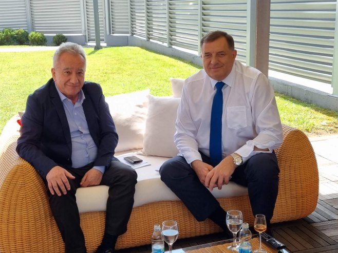 Dodik razgovarao sa Veljkom Marićem (foto: twitter.com/MiloradDodik) - 