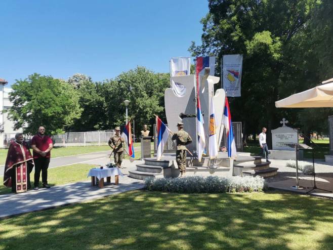 30. godišnjica formiranja Gradiške lake pješadijske i 19. Srbobranske brigade Vojske Republike Srpske - Foto: RTRS