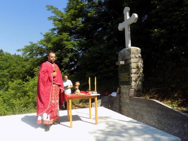 Srebrenica, parastos srpskim žrtvama ustaškog zločina - Foto: SRNA