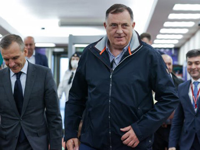 Dodik u Sankt Peterburgu Dodik u Sankt Peterburgu - Foto: Twitter