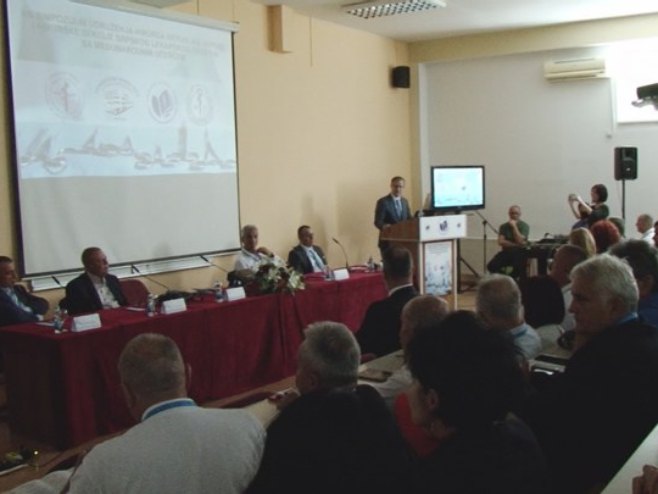 Međunarodni simpozijum hirurga Srpske i Srbije u Foči (VIDEO)