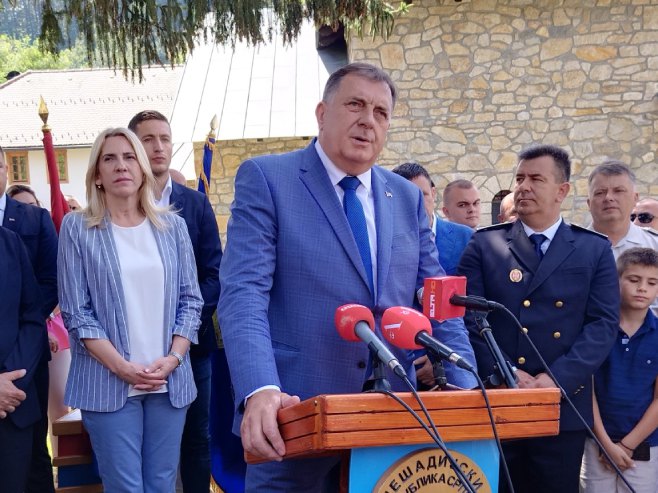 Dodik: Srpska što usvoji, to će i provoditi