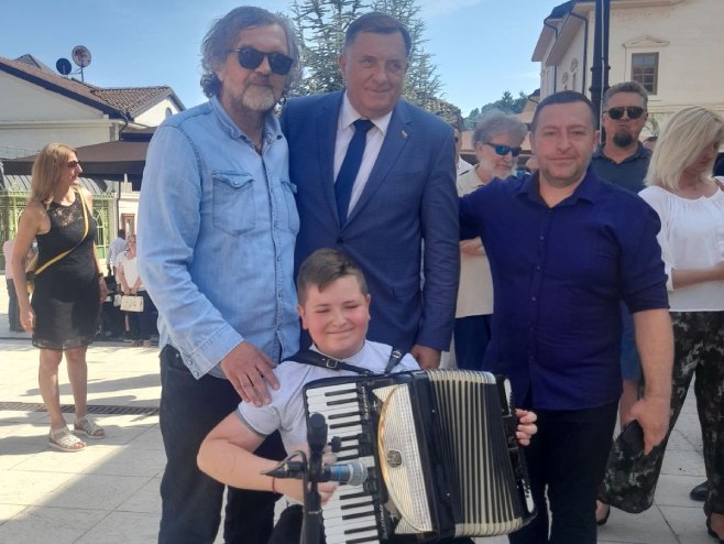Dodik, Kusturica i Perić - Foto: RTRS