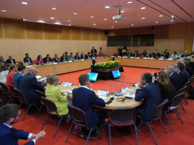 Sastanak ministara saobraćaja u Lionu  (Foto: Ministarstvo komunikacija i saobraćaja u Savjetu ministara) - 