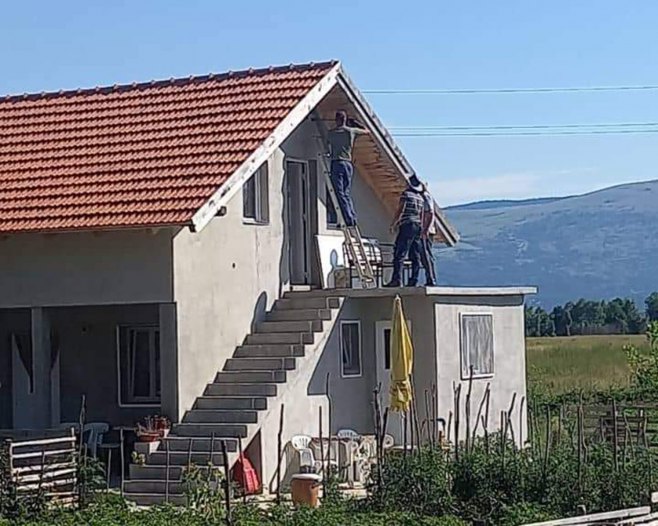 Livno - Srpsko selo Provo dobilo priključak za struju - Foto: SRNA