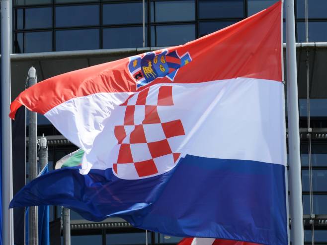 Zastava Hrvatske, ilustracija (Foto: EPA/PATRICK SEEGER) - 