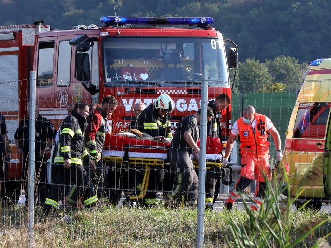 Nesreća poljskog autobusa u Hrvatskoj (Foto: EPA-EFE/IVAN AGNEZOVIC) - 