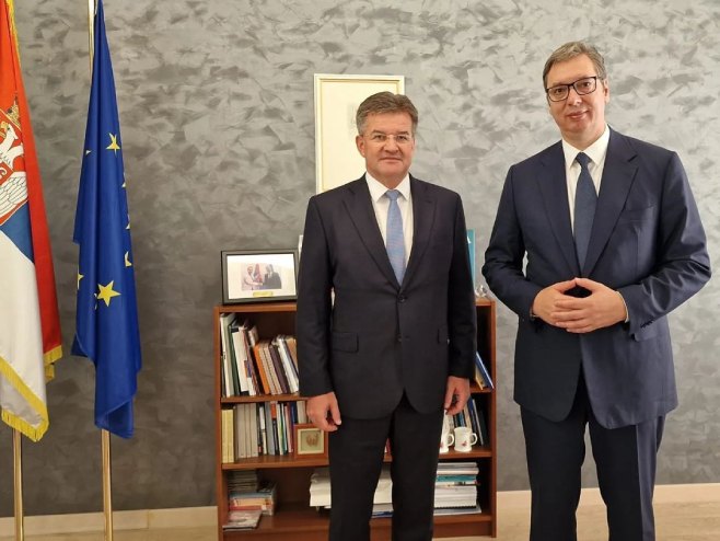 Vučić i Lajčak, arhiv (Foto: buducnostsrbijeav Instagram) - 
