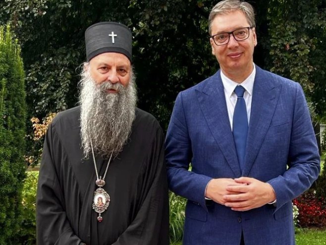 Aleksandar Vučić i patrijarh Porfirije (Foto: www.instagram.com/buducnostsrbijeav) - 