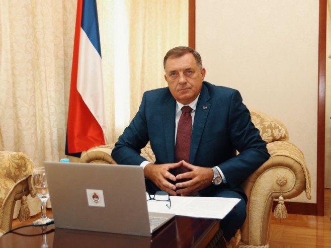 Milorad Dodik (foto: twitter.com/MiloradDodik) - 