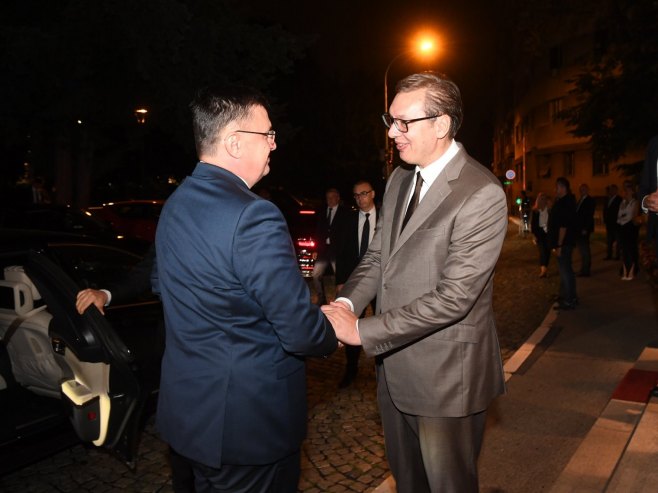 Zoran Tegeltija i Aleksandar Vučić - Foto: RTRS