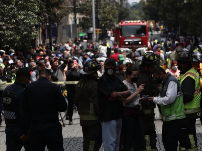 Zemljotres u Meksiku (Foto: . EPA-EFE/Jose Mendez) - 