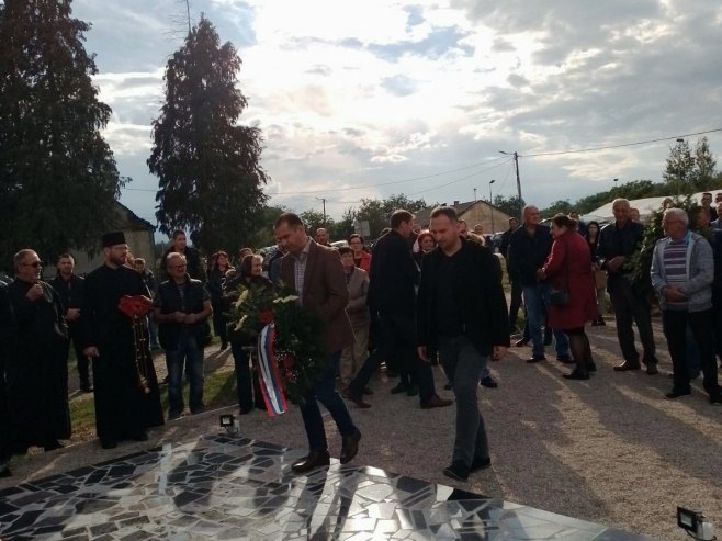 Osveštan novosagrađeni spomenik za poginule borce, Obudovac - Foto: SRNA