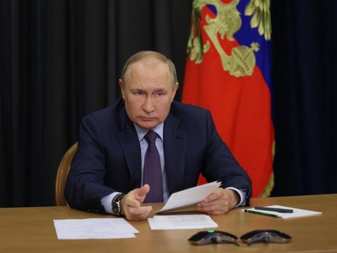 Vladimir Putin (foto: EPA-EFE/GAVRIIL GRIGOROV) - 