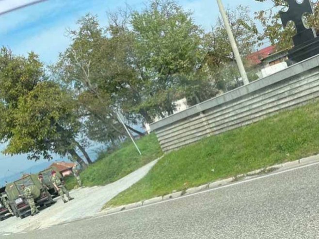 EUFOR, Vlasenica (Foto: atvbl.rs) EUFOR, Vlasenica (Foto: atvbl.rs) -
