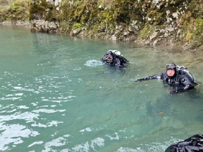 Potraga u kanjonu Rzava nakon slijetanja vozila