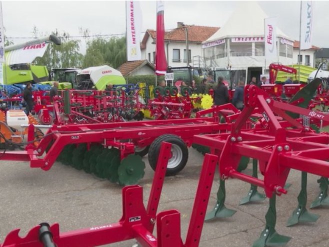 Mehanizacija - Foto: RTRS