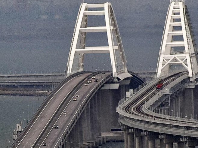 Krimski most (Foto: EPA/STRINGER) - 