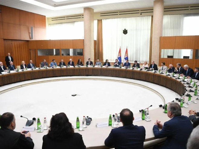 Aleksandar Vučić sastao se sa predstavnicima Srba iz regiona (Foto: instagram.com/buducnostsrbijeav) - 