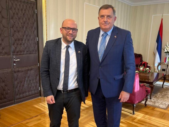 Manuel Zaracin i Milorad Dodik (foto:twitter.com/MiloradDodik) - 