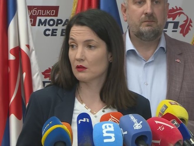 Јelena Trivić osniva novu stranku - usitnjava se opozicija (VIDEO)