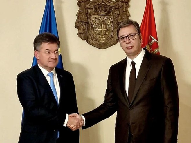 Vučić i Lajčak (Foto: instagram.com/buducnostsrbijeav) - 