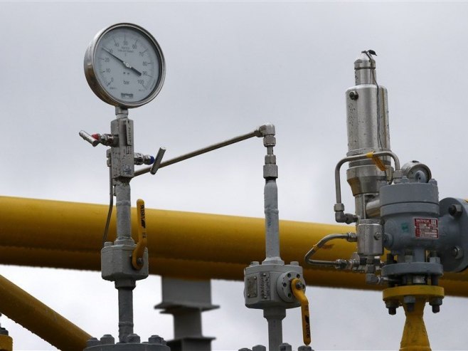 Gasovod (Foto: EPA-EFE/ROBERT GHEMENT/ilustracija) - 